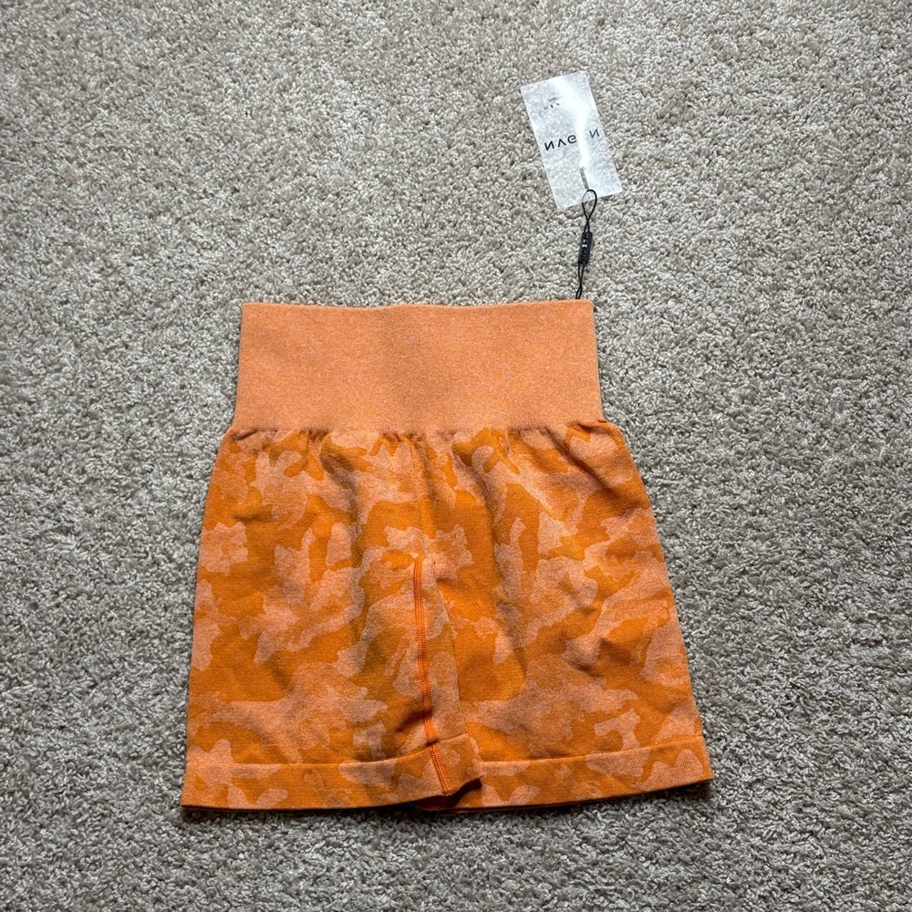 NVGTN Camo Seamless Shorts